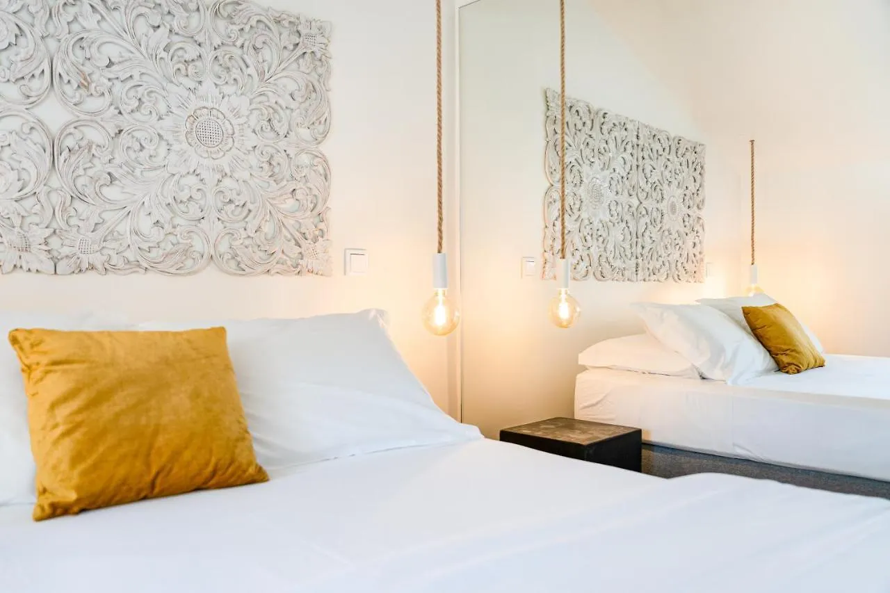 ***  Chiado 44 Guest House Lisbon Portugal